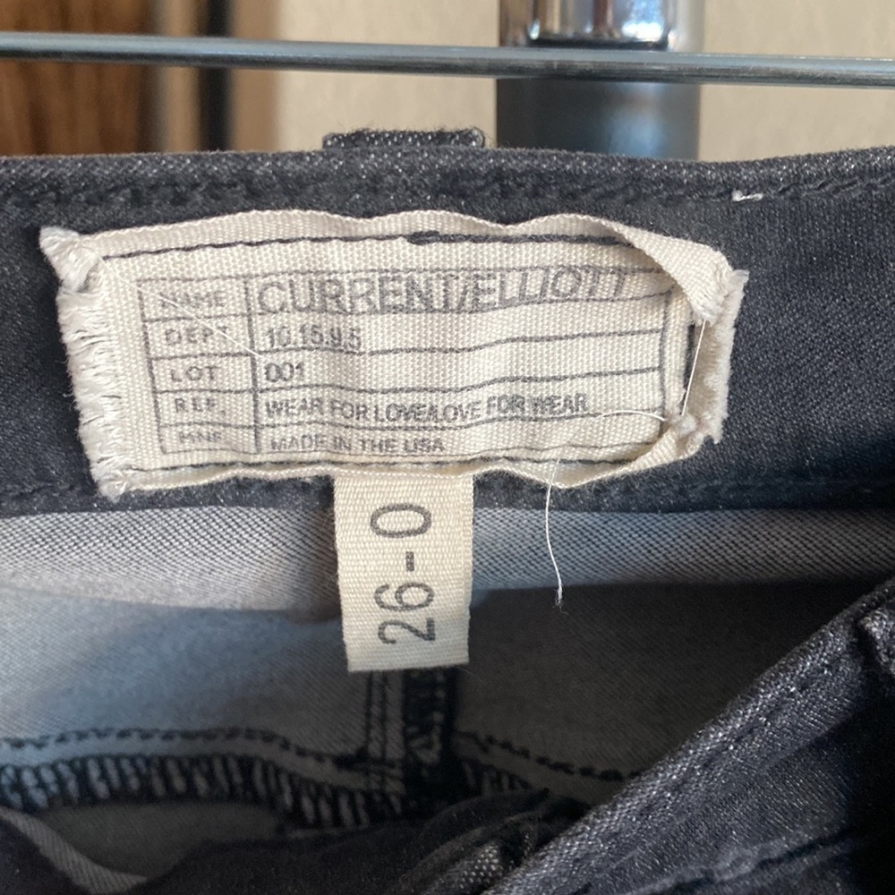 Current Elliot/ Black Fade Skinny Jeans - Picture 3 of 4